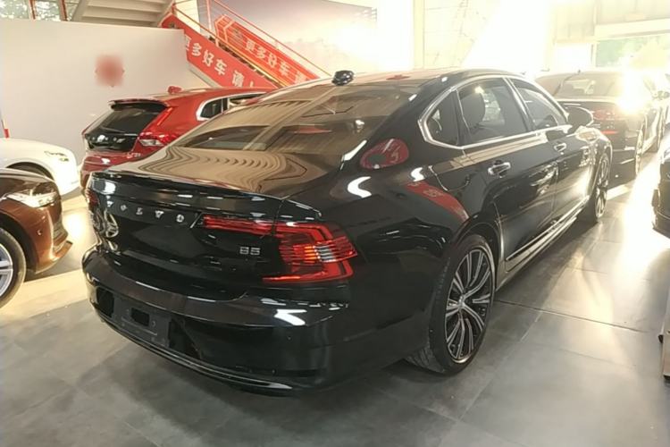 Used Volvo S90 2022 B5 Zhiyuan Luxury Edition Rear Right 45 Deg