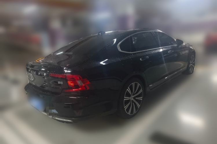 Used Volvo S90 2022 B5 Zhiyuan Luxury Edition Rear Right 45 Deg