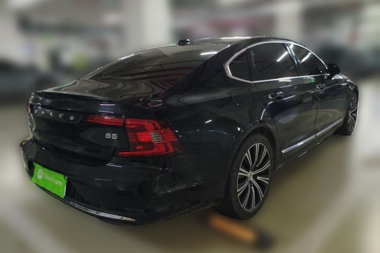 Used Volvo S90 2022 B5 Zhiyuan Luxury Edition Rear Right 45 Deg
