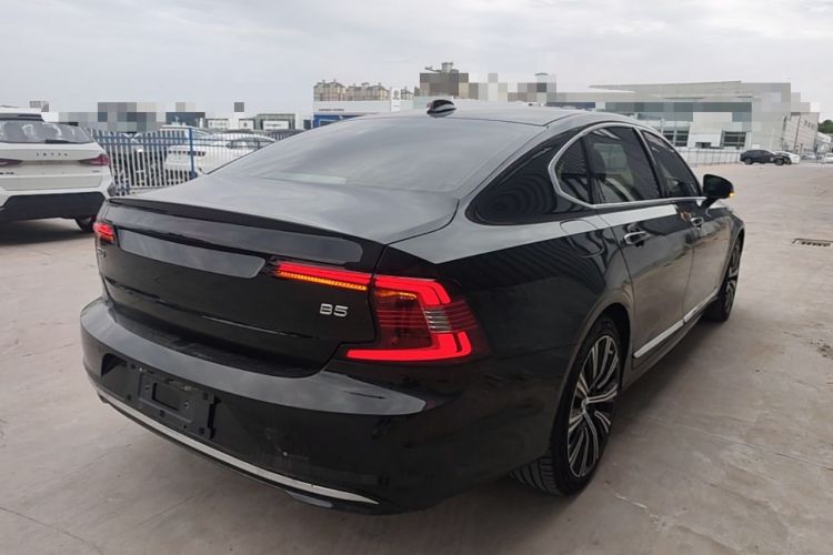 Used Volvo S90 2022 B5 Zhiyuan Luxury Edition Rear Right 45 Deg