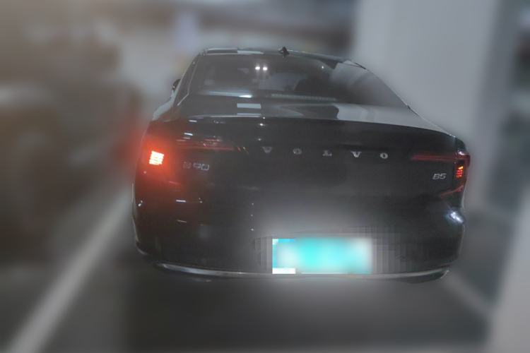 Used Volvo S90 2022 B5 Zhiyuan Luxury Edition Rear