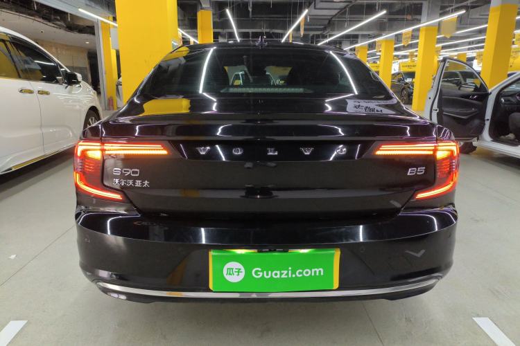 Used Volvo S90 2022 B5 Zhiyi Luxury Edition Rear