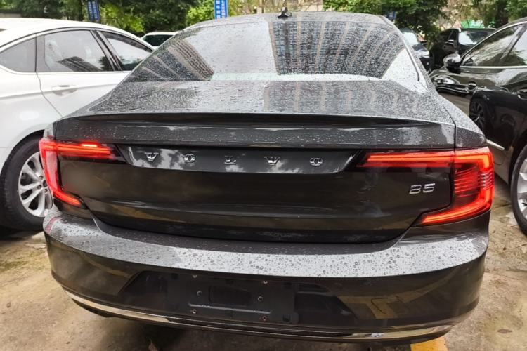 Used Volvo S90 2022 B5 Zhiyuan Luxury Edition Rear