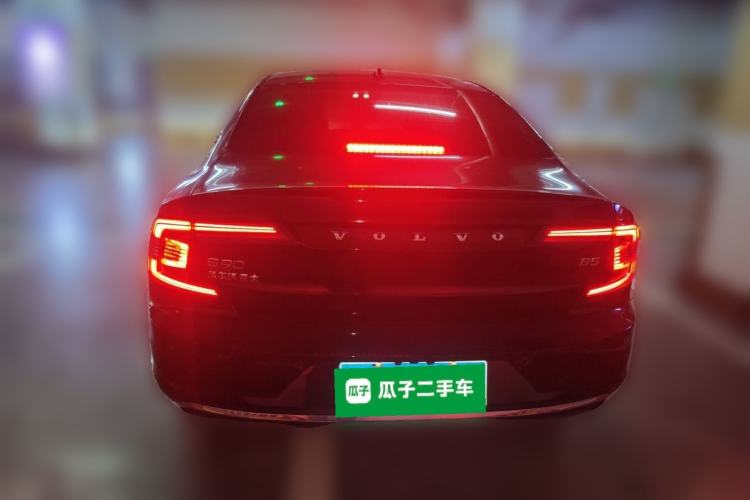 Used Volvo S90 2022 B5 Zhiyuan Luxury Edition Rear