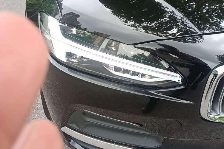 Used Volvo S90 2022 B5 Zhiyi Luxury Edition Right Front Headlight
