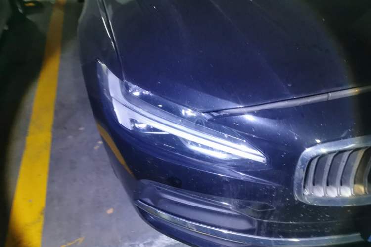 Used Volvo S90 2022 B5 Zhiyi Luxury Edition Right Front Headlight