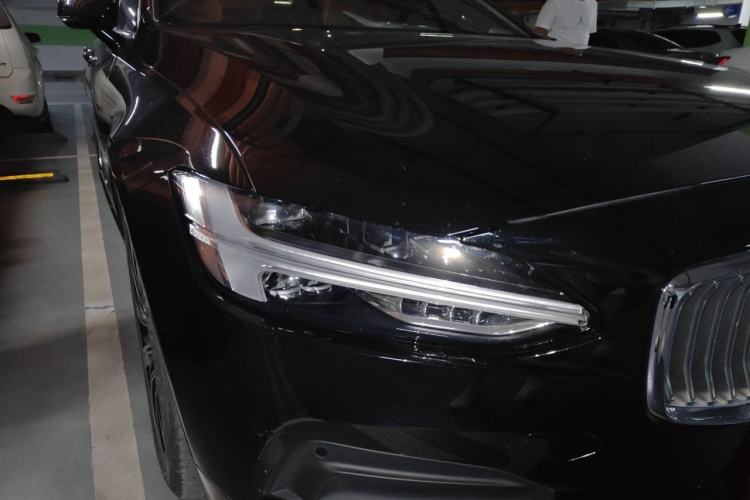 Used Volvo S90 2022 B5 Zhiyi Luxury Edition Right Front Headlight