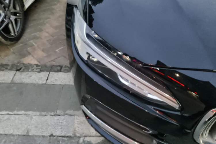 Used Volvo S90 2022 B5 Zhiyuan Luxury Edition Right Front Headlight