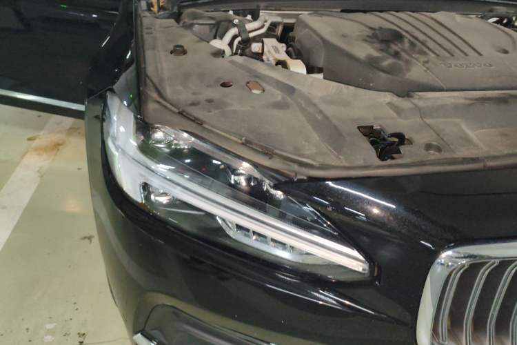 Used Volvo S90 2022 B5 Zhiyuan Luxury Edition Right Front Headlight