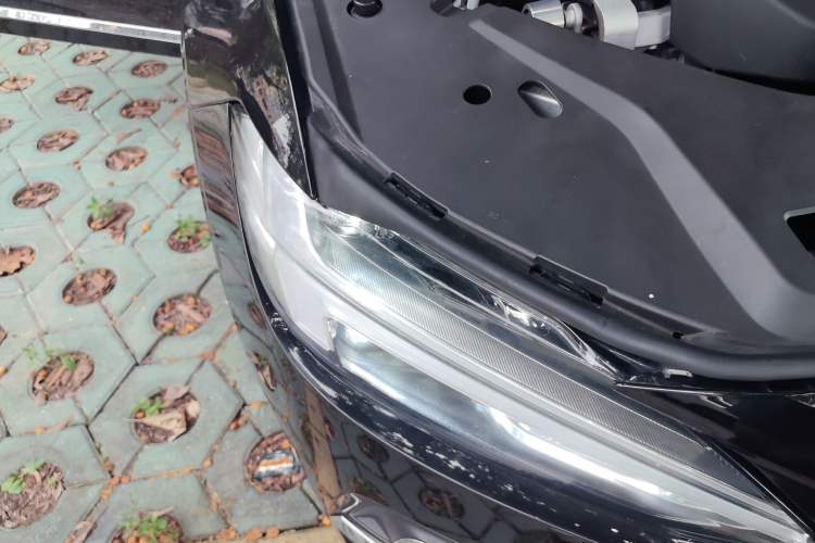 Used Volvo S90 2022 B5 Zhiyi Luxury Edition Right Front Headlight