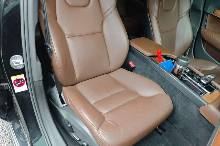 Used Volvo S90 2022 B5 Zhiyi Luxury Edition Right Front Seat