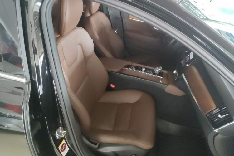 Used Volvo S90 2022 B5 Zhiyi Luxury Edition Right Front Seat