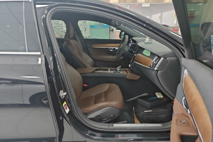 Used Volvo S90 2022 B5 Zhiyi Luxury Edition Right Front Seat