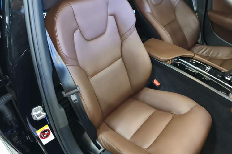 Used Volvo S90 2022 B5 Zhiyi Luxury Edition Right Front Seat
