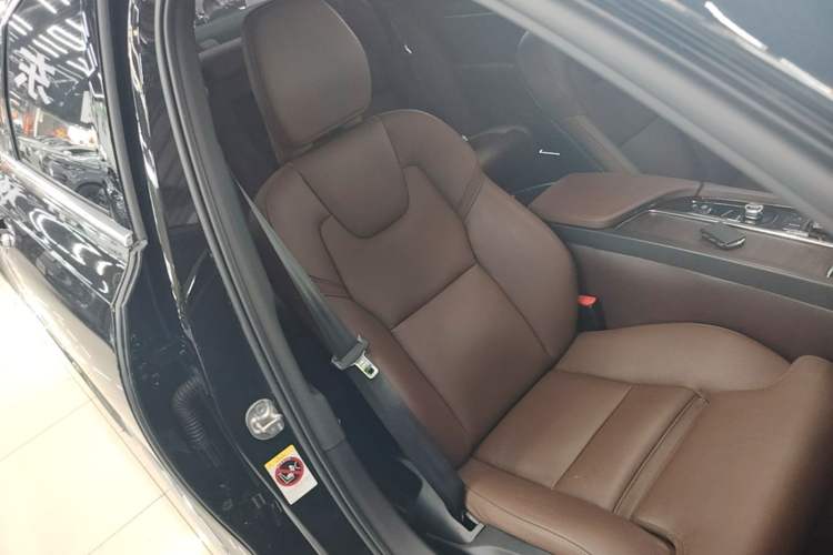 Used Volvo S90 2022 B5 Zhiyuan Luxury Edition Right Front Seat