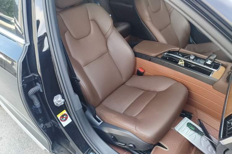 Used Volvo S90 2022 B5 Zhiyi Luxury Edition Right Front Seat