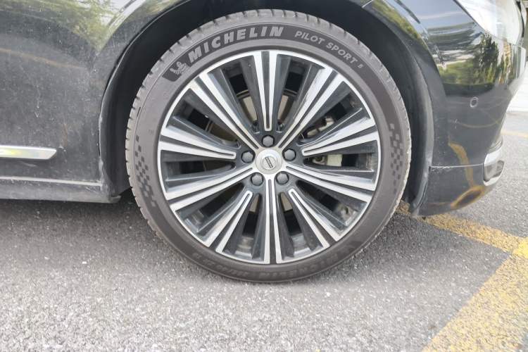 Used Volvo S90 2022 B5 Zhiya Luxury Edition Right Front Wheel Hub