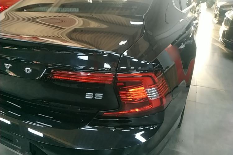 Used Volvo S90 2022 B5 Zhiyuan Luxury Edition Right Rear Taillight