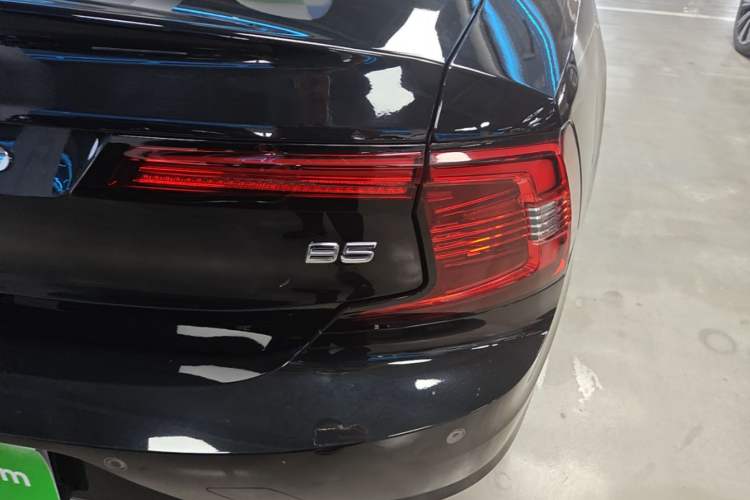 Used Volvo S90 2022 B5 Zhiyuan Luxury Edition Right Rear Taillight