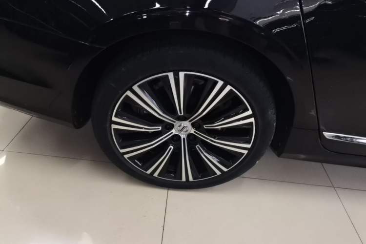 Used Volvo S90 2022 B5 Zhiyuan Luxury Edition Right Rear Wheel Hub
