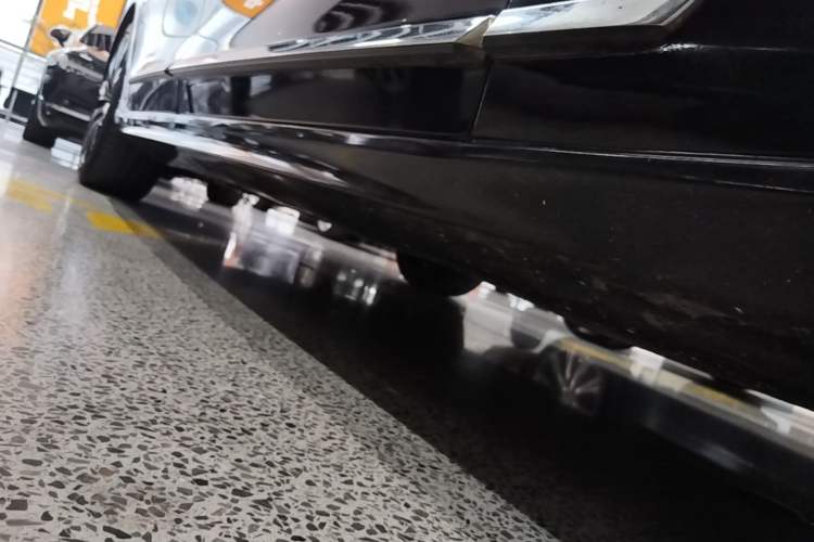 Used Volvo S90 2022 B5 Zhiya Luxury Edition Right Side Sill