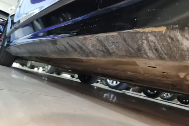 Used Volvo S90 2022 B5 Zhiyi Luxury Edition Right Side Sill