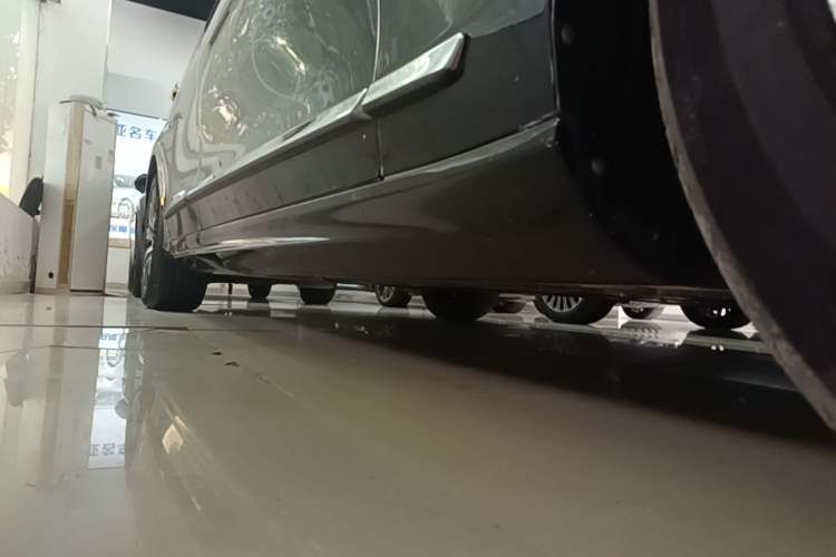 Used Volvo S90 2022 B5 Zhiyi Luxury Edition Right Side Sill