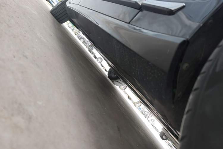 Used Volvo S90 2022 B5 Zhiyuan Luxury Edition Right Side Sill