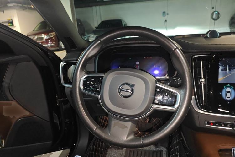 Used Volvo S90 2022 B5 Zhiyuan Luxury Edition Steering Wheel