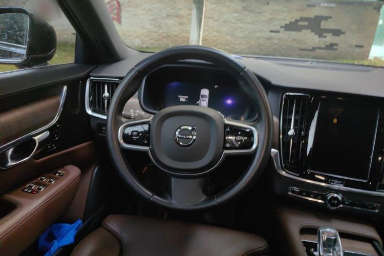 Used Volvo S90 2022 B5 Zhiyuan Luxury Edition Steering Wheel