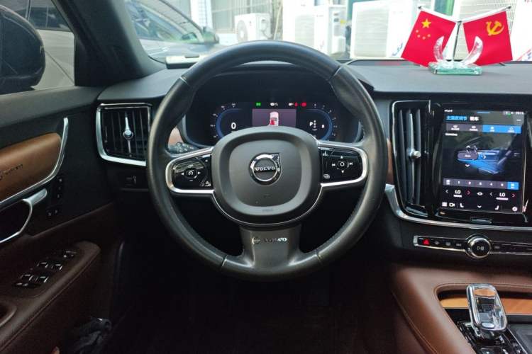 Used Volvo S90 2022 B5 Zhiyi Luxury Edition Steering Wheel