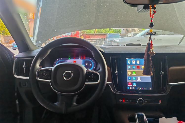 Used Volvo S90 2022 B5 Zhiyi Luxury Edition Steering Wheel