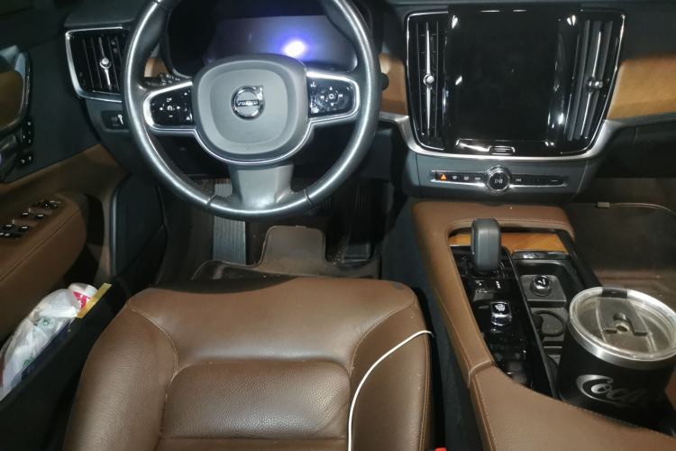Used Volvo S90 2022 B5 Zhiyi Luxury Edition Steering Wheel