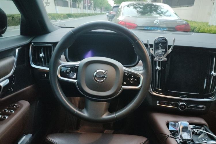 Used Volvo S90 2022 B5 Zhiyuan Luxury Edition Steering Wheel