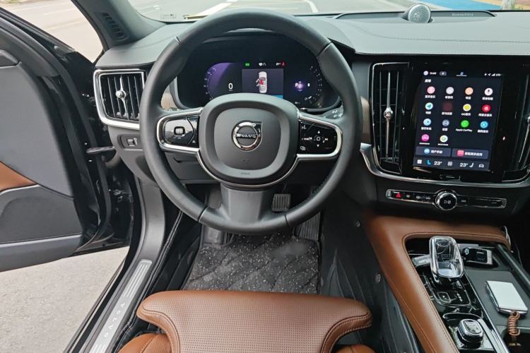 Used Volvo S90 2022 B5 Zhiya Luxury Edition Steering Wheel