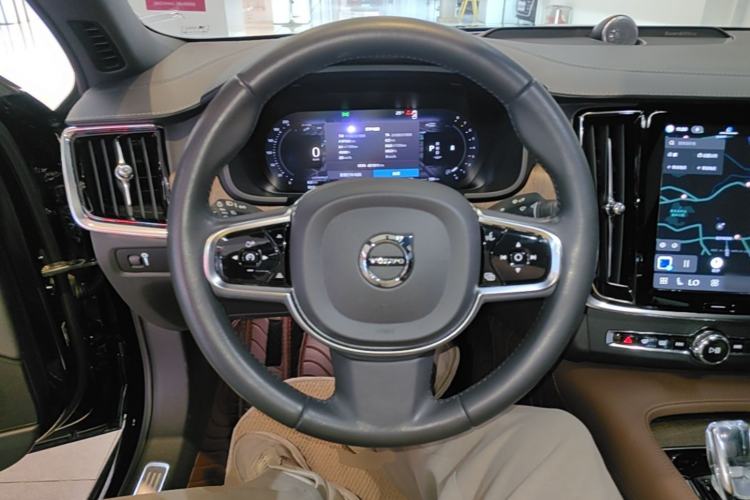 Used Volvo S90 2022 B5 Zhiyuan Luxury Edition Steering Wheel