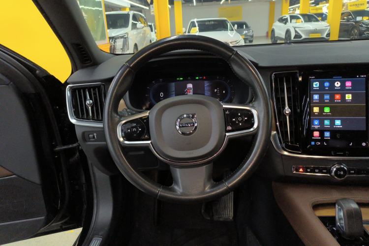 Used Volvo S90 2022 B5 Zhiyi Luxury Edition Steering Wheel