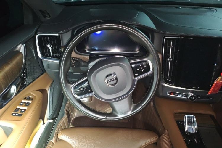 Used Volvo S90 2022 B5 Zhiyuan Luxury Edition Steering Wheel