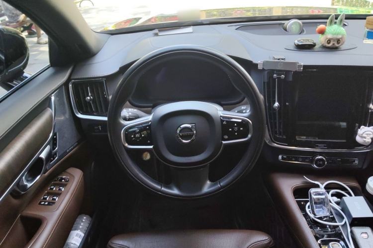 Used Volvo S90 2022 B5 Zhiya Luxury Edition Steering Wheel