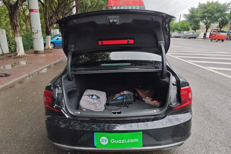 Used Volvo S90 2022 B5 Zhiyi Luxury Edition Trunk