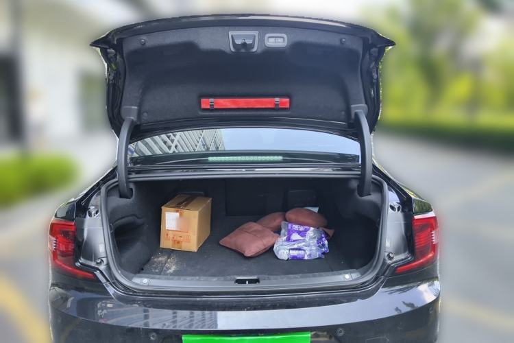 Used Volvo S90 2022 B5 Zhiya Luxury Edition Trunk