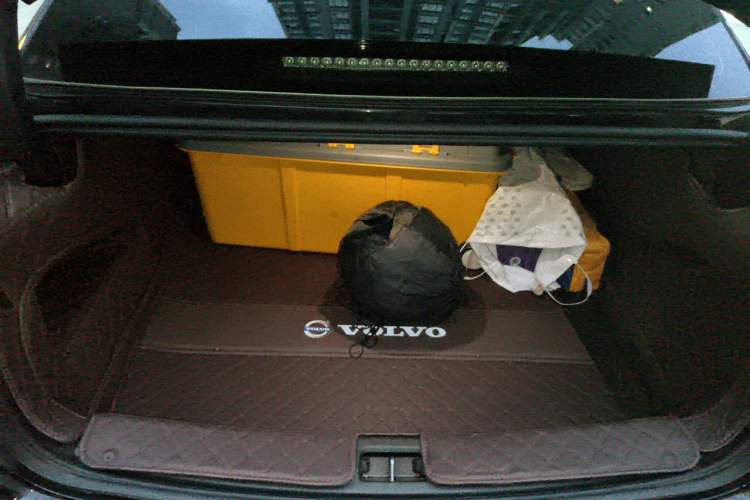 Used Volvo S90 2022 B5 Zhiyuan Luxury Edition Trunk