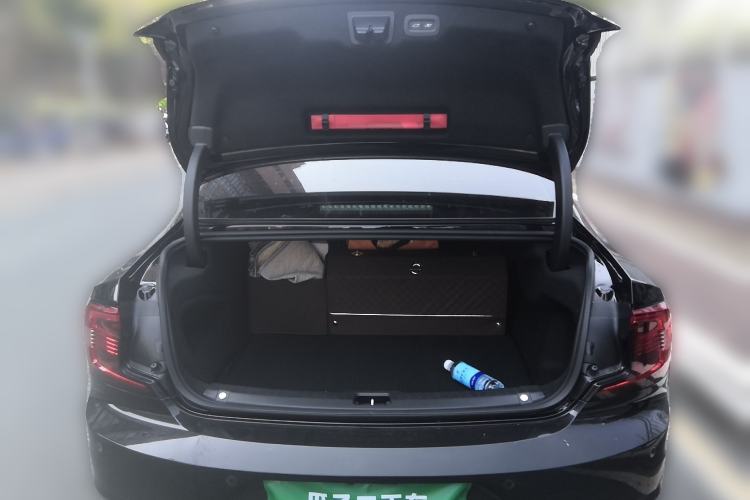 Used Volvo S90 2022 B5 Zhiyuan Luxury Edition Trunk