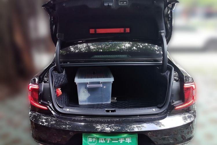 Used Volvo S90 2022 B5 Zhiyi Luxury Edition Trunk