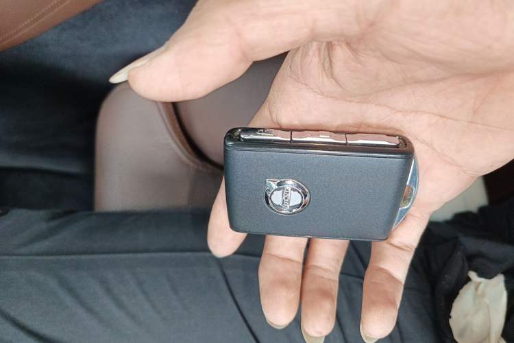 Used Volvo S90 2022 B5 Zhiyuan Luxury Edition Vehicle Key