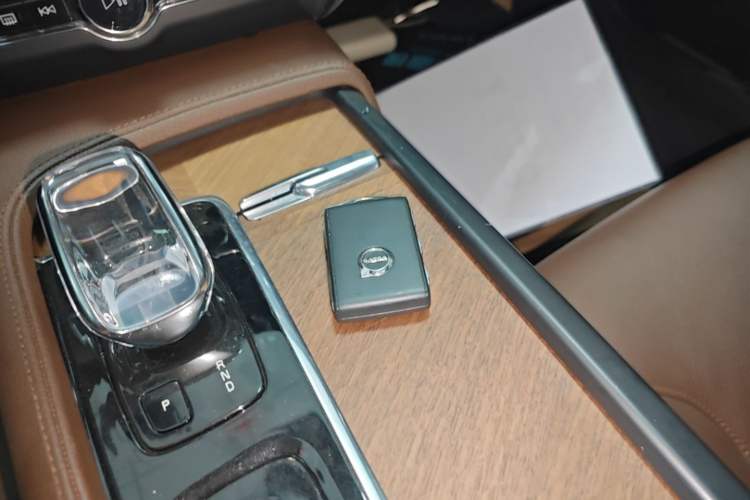 Used Volvo S90 2022 B5 Zhiyi Luxury Edition Vehicle Key