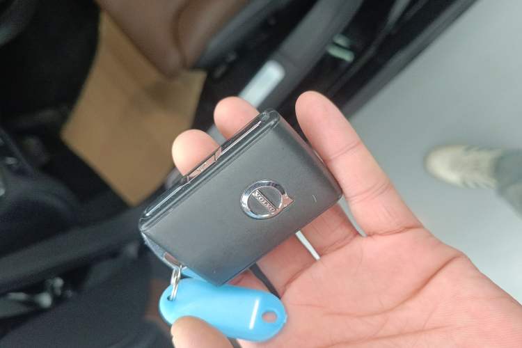 Used Volvo S90 2022 B5 Zhiyuan Luxury Edition Vehicle Key