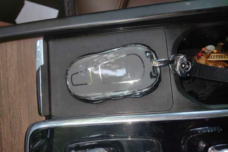 Used Volvo S90 2022 B5 Zhiyuan Luxury Edition Vehicle Key