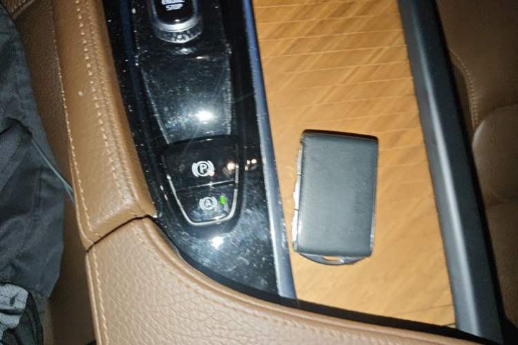 Used Volvo S90 2022 B5 Zhiyi Luxury Edition Vehicle Key
