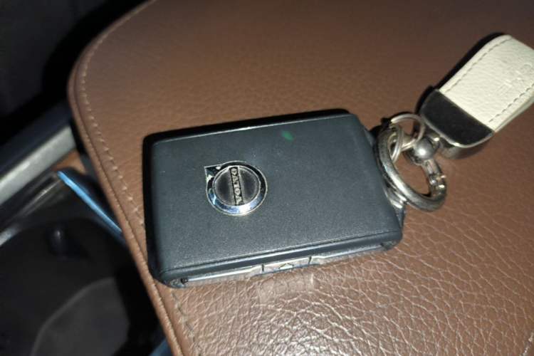 Used Volvo S90 2022 B5 Zhiyi Luxury Edition Vehicle Key